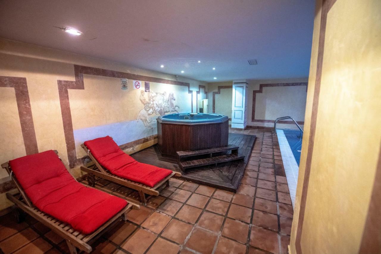 Marina Luxury Apartment エステポナ エクステリア 写真